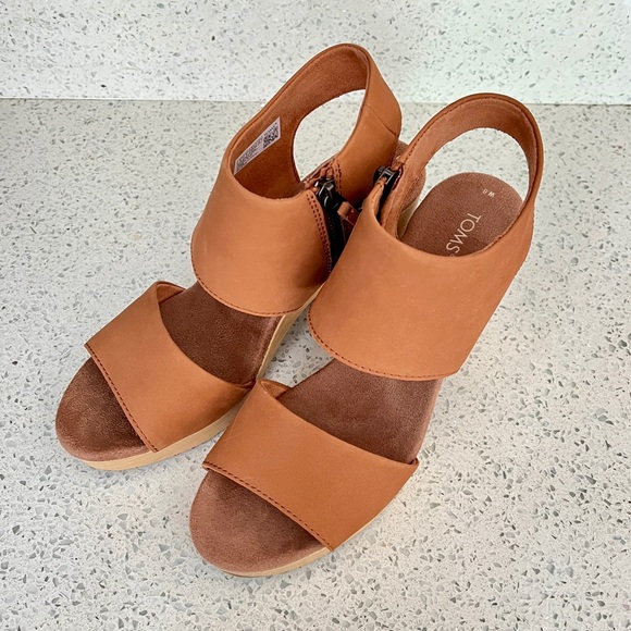 TOMS Majorca Leather Platform Sandal, Tan Leather, Size 8 - Picture 4 of 9